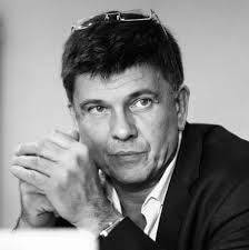 Digital : Open Bee entre dans la ruche de Doxsa