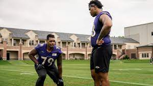 Home singer male orlando brown height, weight, age, body statistics. Ronnie Stanley S Advice To Rookie Orlando Brown Jr