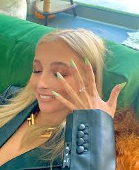 9 Emma chamberlain ideas