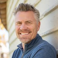 John Chris's Instagram, Twitter & Facebook