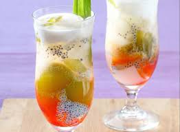 Kalo mau langsung disajikan tambahkan air sedikit. Resep Es Cincau Santan Merah Enak Ini Bikin Tenggorokan Jadi Segar Kembali Semua Halaman Sajian Sedap