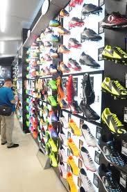 5, jalan ss16/1 47500 subang jaya selangor darul ehsan. Running With Passion Sports Direct Unveils New Flagship Superstore In Bukit Bintang