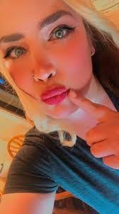 Megan Botelho's Instagram, Twitter & Facebook