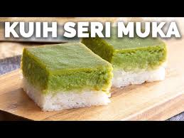 The white glutinous rice on the bottom, and the green pandan layer on top. Seri Muka Coconut Pandan Layer Cake Wandercooks
