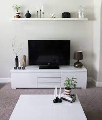 61 Simple Living Room Design Ideas With Tv Roundecor Small Apartment Living Room Living Room Decor Apartment Apartment Living Room