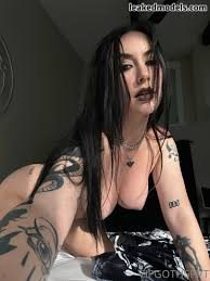 Anastasiagoth  GothsPVT  gothspvtsuicide Nude Leaks OnlyFans Photo 13 -  Leaked Models