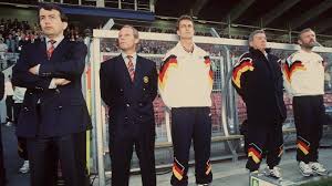 Und das nicht alleine deswegen, weil sie mit. Vor 25 Jahren Danemark Holt Em Titel Dfb Deutscher Fussball Bund E V