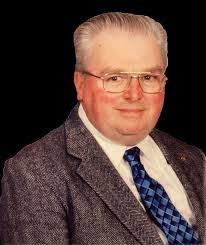 Thomas Siegler's Instagram, Twitter & Facebook