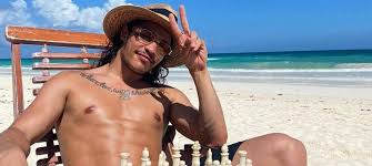 # перевод песни ma philosophie (amel bent). Hatik Valide Saison 2 Son Feat Avec Amel Bent Devient Disque D Or Mce Tv