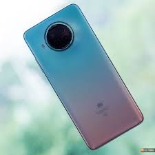 Well, running games at 120fps not only makes games look incredibly smooth in motion, but it also makes games feel more responsive thanks to the lower input latency a higher. Best 120hz Display Phones 2021 Oneplus 9 Series Realme X7 Pro Redmi Note 10 Pro And More 91mobiles Com