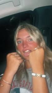 Alyssa Hearn's Instagram, Twitter & Facebook