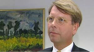 Oud-hoofdofficier justitie Jan Wolter Wabeke uit Best genoemd in zedenzaak  Joris Demmink