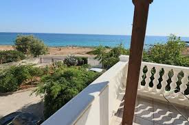 Torre san giovanni ugento situato a torre san giovanni ugento, a soli 1,7 km dalla spiaggia di torre san giovanni, l'appartamento ilenia offre sistemazioni con patio, giardino e piscina all'aperto. Casa Vacanza Ugento Attici Vacanza Casa Vacanze Fronte Mare A Torre San Giovanni Localit