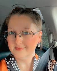 We Salute You Queen Hello Queens!!!! My name is Vanessa Diggs a/k/a “GiGi”.  I'm the proud mother of one beautiful daughter, Christina Diggs, and two  absolutely adorable granddaughters, Jersey & Navy Diggs.