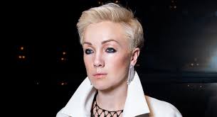 Пиариться на этом тоже не хочет. Fotouvelichenie Obraz Dari Moroz V Spektakle Chajka Posta Magazine