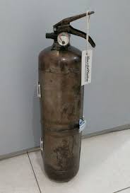 Tossing it in the recycling bin just seems wrong and you definitely don't think you we're going to take you through exactly how to dispose of empty fire extinguishers, so you'll know what to do the next time you have one. How To Dispose Of Old Fire Extinguishers In Delaware The Guide Ways