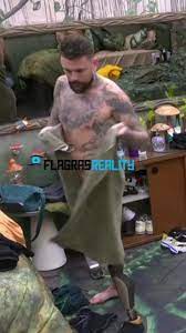Hottie Big Brother Brazil guy flashes his long DICK - ThisVid.com Türkçe