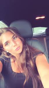 Nora Graff (@noragraff1)