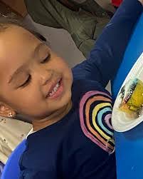 Vonetta Ware's Instagram, Twitter & Facebook