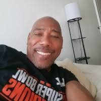 Darrell Peoples's Instagram, Twitter & Facebook