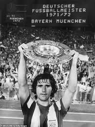 See more ideas about gerd müller, gerd muller, gerd. Can Robert Lewandowski Finally Be The Man To Break Gerd Muller S Bundesliga Goals Record Daily Mail Online