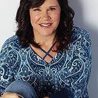 Inez Kelley's Instagram, Twitter & Facebook