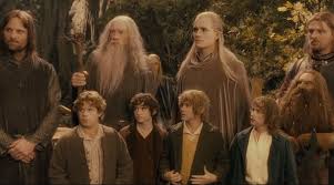 Dezember 2001 in london statt. Die Neuen Gefahrten Das Ist Der Cast Von Amazons Der Herr Der Ringe Serie