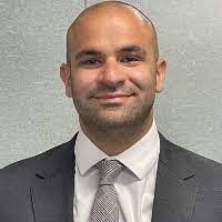 Dean Kanellis's Instagram, Twitter & Facebook