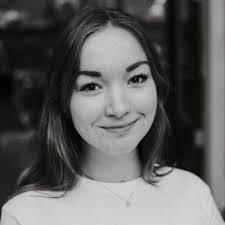 Anna Ibay's Instagram, Twitter & Facebook