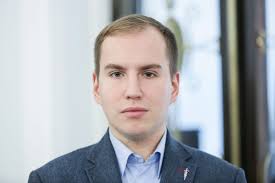 Chory na krótką pamięć. Kim jest Adam Andruszkiewicz?