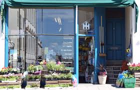 We are located in the blue mountains 25 minutes west of. Hoye S Home Garden Home