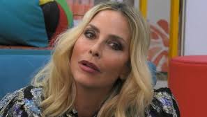 Benvenuto nella pagina della sezione vip dedicata a stefania orlando! Gf Vip Stefania Orlando Talks About The Choice Not To Be A Mother And He Confesses His Fear