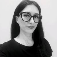 100+ profili “Emma”