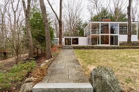A page for describing ymmv: Photo 1 Of 15 In The Midcentury Modern Stunner From Knives Out Lists For 1 4m Dwell