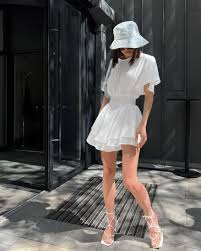 Phụ nữ áo xổ số ngắn thông thường áo rút ngắn màu trắng cổ phi hành đoàn  Mặc áo váy mini dành cho bé gái - Trung Quốc Quần áo y phụ