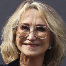 Watch Rosemary & Thyme (2003) TV Series Online