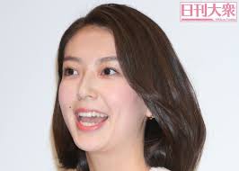 この春 ２０１５年３月より６年間担当していた ｎｈｋニュース おはよう日本 から ２１時台の報道番組 ニュースウォッチ９ に異動したｎｈｋの和久田麻由子アナコ 和久田 美人 アナウンサー 桑子