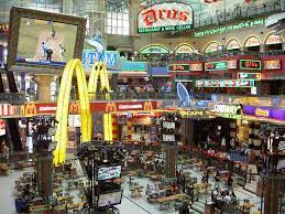 And many of those waste products your kidneys filter out come from the foods you eat. Food Court Wikipedia
