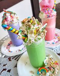 1 142 Likes 10 Comments Creme Sugar Cremeandsugaroc On Instagram A Rainbow Of Treats Unicorn Shake Luckyunicorn And Our Unicorn Fl Food Foodie Yum