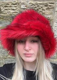 Red With Black Tips Bucket Hat-festival Hat-y2k Hat-fur Hat-fake Fur  Hat-rave Hat-red Bucket Hat-red Fur Bucket Hat-vegan Friendly Hat
