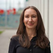 Moments that matter: my experience with LinkedIn's Global Customer  Operations.