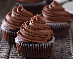 Ganache Fouettee La Recette Facile Culture Crunch En 2020 Recette Facile Ganache Gateaux Et Desserts