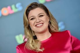 Why Did Kelly Clarkson Change Name To Kelly Brianne