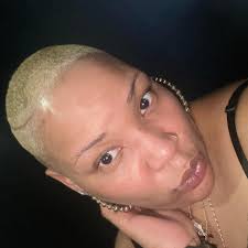 April Willis and Travis Willis' Wedding Website