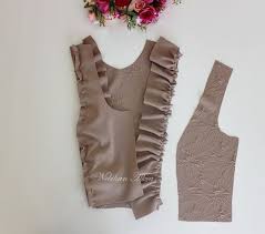 Firfirli Celik Orme Elbise Moda Moda Dikis Moda Stilleri