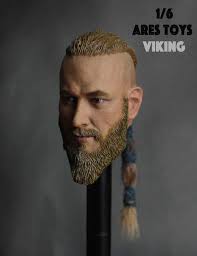 Au viiie siècle en scandinavie, frustré par le manque d'ambition du chef local haraldson, ragnar lothbrok, jeune et charismatique guerrier viking, décide de construire en secret un nouveau type de navire qui lui permettra de traverser la mer en direction des civilisations prospères de l'ouest… 1 6 Skala Action Figur Puppe Zubehor Headsculpt Vikings Saison Viking Ragnar Lothbrok Kopf Form Nicht Enthalten Korper Und Kleidung Action Spielfiguren Aliexpress