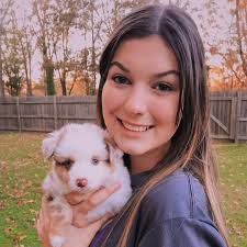 Paige Helfinstine's Instagram, Twitter & Facebook