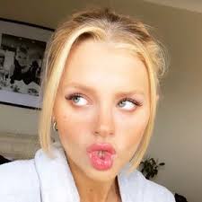 Hetti Bywater (@hettibywater)