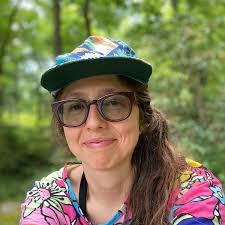 Lisa Naas's Instagram, Twitter & Facebook