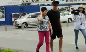 Go away mom i'm doing something. Let S Go With Mom Archives Hellokpop
